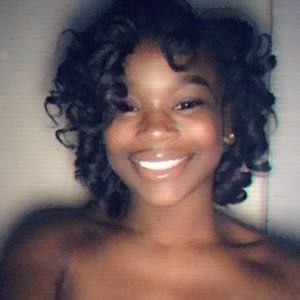 Meet your Posher, Miranda